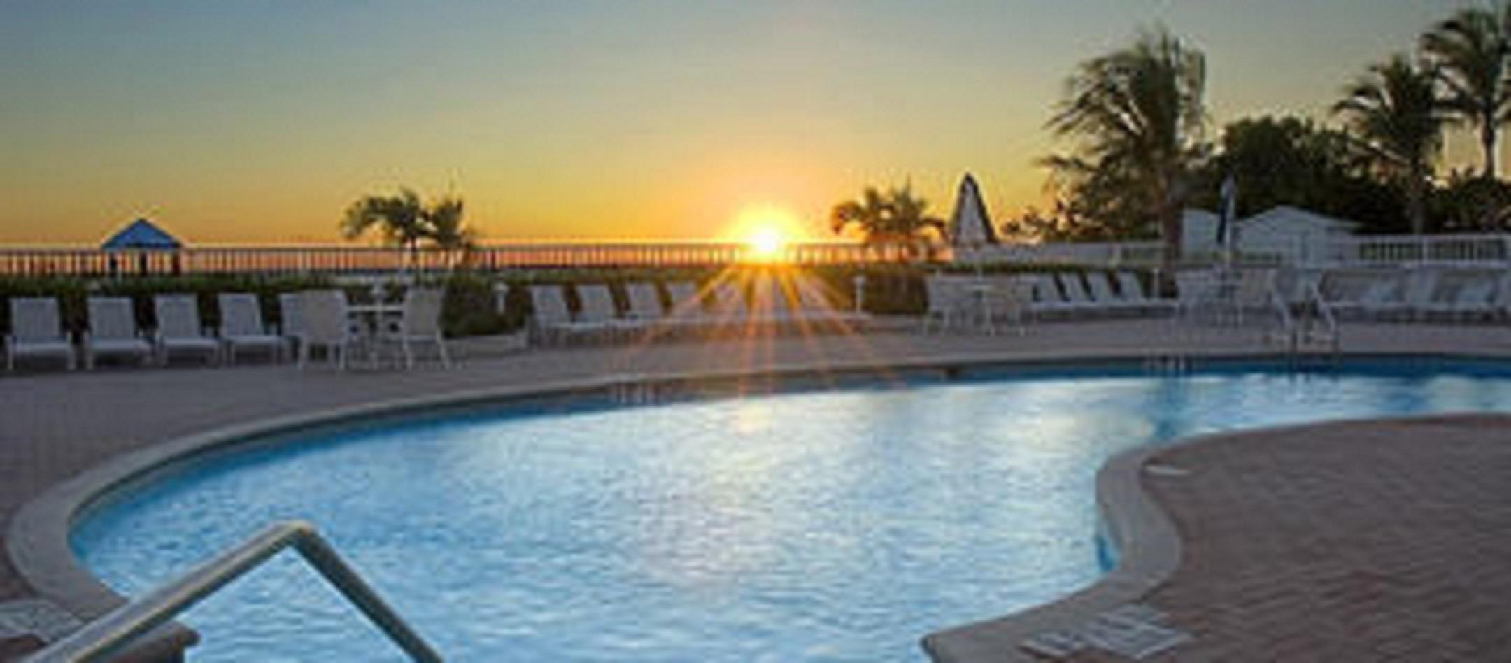 Lido Beach Resort - Sarasota Bagian luar foto